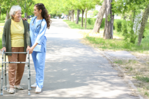 Estoy buscando una señora responsable para cuidar a mi mami